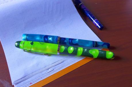 Flexible nib Flexible nib