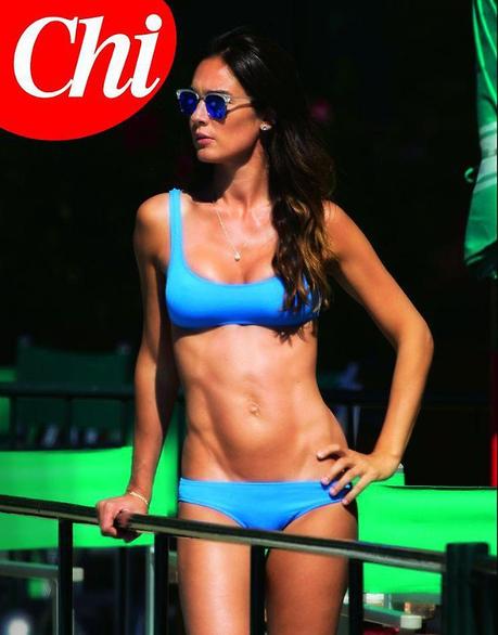 Mamme vip in costume: le più belle del 2017 Mamme vip in costume: le più belle del 2017