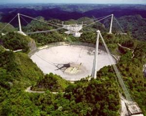 Segnali dallo spazio: il mistero di Ross 128 IL RADIOTELESCOPIO DI PORTO RICO