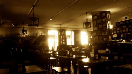 MONSIEUR HEMINGWAY, CA VA? MONSIEUR HEMINGWAY, CA VA?