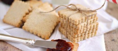Biscotti secchi o petit beurre fatti in casa Ricetta biscotti secchi o petit beurre