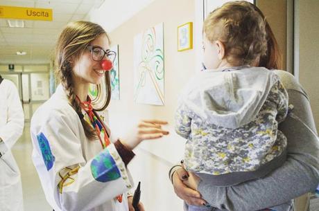 Clown Therapy Noto: i Delfini di Lucia sfidano il cancro a colpi di risate Clown Therapy Noto: i Delfini di Lucia sfidano il cancro a colpi di risate