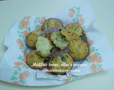 Muffins salati con Tonno, Capperi e Olive Muffins salati con Tonno, Capperi e Olive