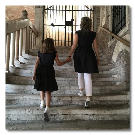 La moda MINI ME e MAXI YOU. Giocare con Gaialuna e con la moda look mamma figlia