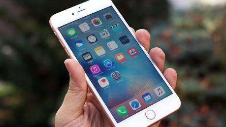 Apple inizia il roll-out di iOS 10.3.3 per iPhone, iPad e iPod Touch Apple inizia il roll-out di iOS 10.3.3 per iPhone, iPad e iPod Touch
