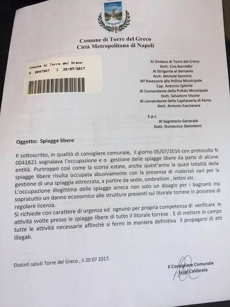 Lidi abusivi a Torre del Greco, Caldarola: “Sono un danno, bisogna intervenire” Lidi abusivi a Torre del Greco, Caldarola: “Sono un danno, bisogna intervenire”