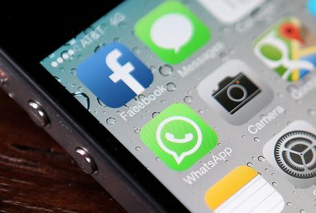 WhatsApp: bloccato nelle scorse ore in Cina l’invio di foto e video WhatsApp: bloccato nelle scorse ore in Cina l’invio di foto e video