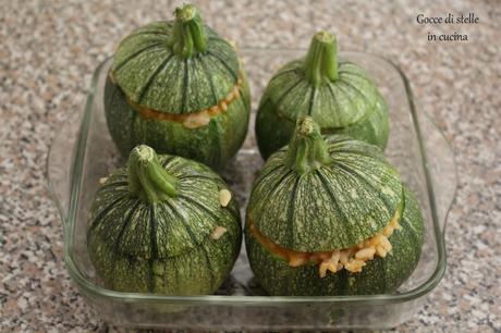 Zucchine tonde ripiene Zucchine tonde ripiene
