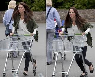 Kate Middleton dalla carrozza al carrello: la duchessa fa la spesa