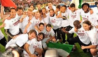 Emozioni rossonere, Milan campione d'Italia 2010/2011 Emozioni rossonere, Milan campione d'Italia 2010/2011