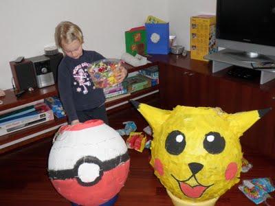 Pokemon-piñatas per il compleanno di Tommy!