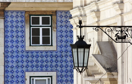 Passionale, malinconica, sensuale, è la città della luce. Scalo a Lisbona.