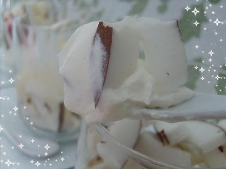 Granita di cocco in mousse al cioccolato bianco