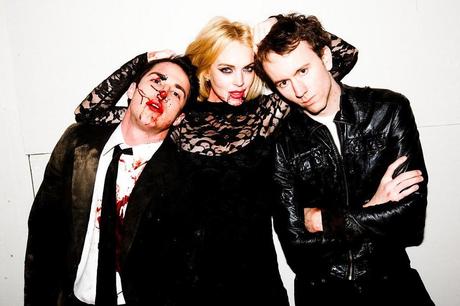 lindsay-lohan-vampire-michael-trevino-04