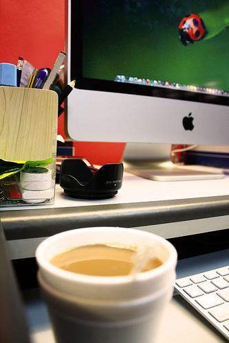 Vita d’ufficio: pausa caffè usa e getta