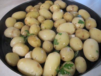 Patate Novelle all'aglio