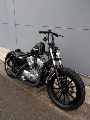 HD Sportster 883 Bobber by Crazy Orange