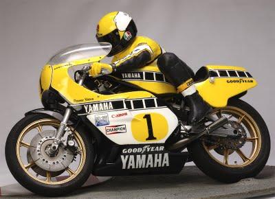 Diorama - Yamaha YZR 500 & Kenny Roberts 1980 (Tamiya)