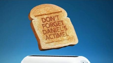 guerrilla-danone-actimel-bread