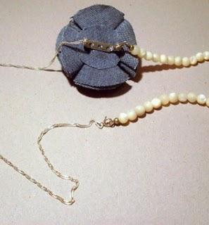 Crea una COLLANA ASIMMETRICA in 2 minuti - il tutorial (?!) Crea una COLLANA ASIMMETRICA in 2 minuti - il tutorial (?!)