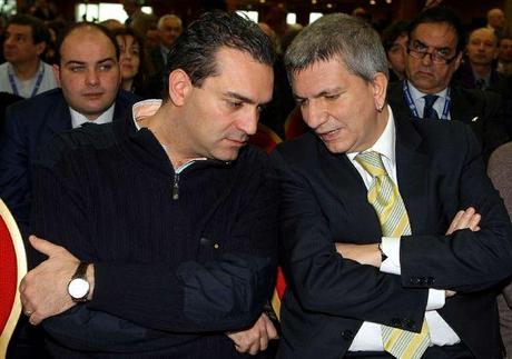 Vendola con De Magistris : “Sarà il nuovo sindaco di Napoli
