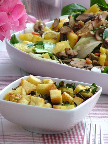 mushroom and pineapple salad with toasted parsley and bread crumbs- insalata di funghi e ananas con prezzemolo e crostini di pane tostato