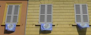 REFERENDUM : METTETE LE BANDIERE SUI BALCONI REFERENDUM : METTETE LE BANDIERE SUI BALCONI