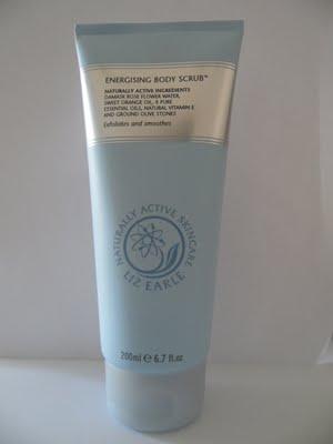 Liz Earle Energising Body Scrub REVIEW + PICS Liz Earle Energising Body Scrub REVIEW + PICS