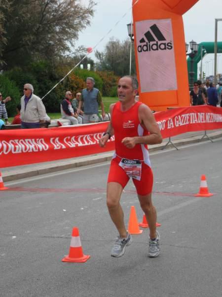 Circolo Canottieri Napoli al Triathlon di Bari