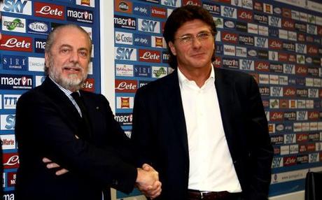 Ufficiale : Mazzarri rimane al Napoli Ufficiale : Mazzarri rimane al Napoli