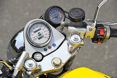 Yamaha SRX 600 Special Yamaha SRX 600 Special