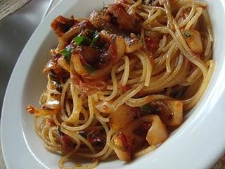 Spaghetti con calamari 