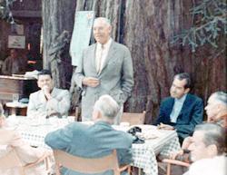 Luglio 1967: Reagan e Nixon al Bohemian Grove