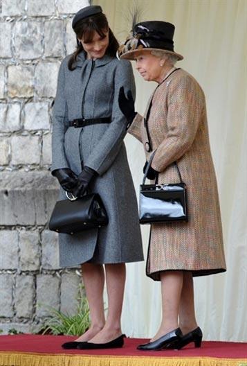 A tea with the Queen: Carla o Michelle?