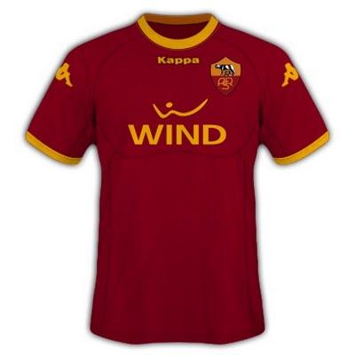 Nuova maglia Roma 2012: ecco i primi prototipi che circolano sul web