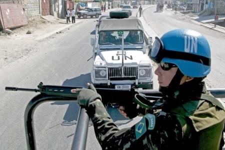 Smentita la notizia sulla morte di due militari italiani Smentita la notizia sulla morte di due militari italiani