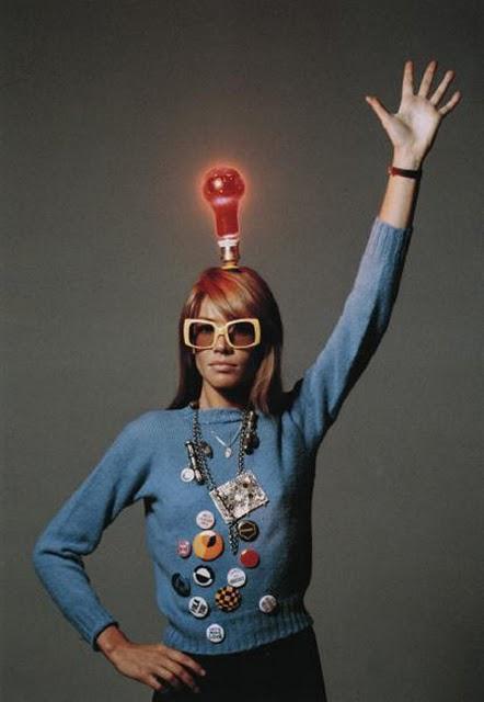 Francoise Hardy: beauty and fashion icon!