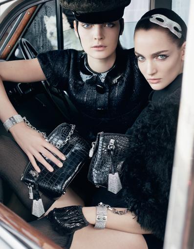 Fall-Winter 2011 Womens Louis Vuitton AD Campaign