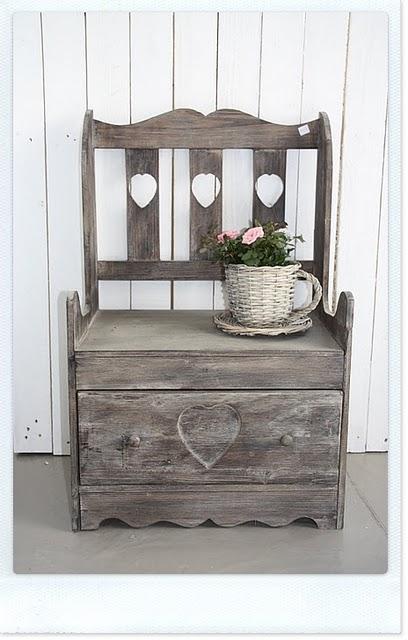 Lovely things... Lovely things...