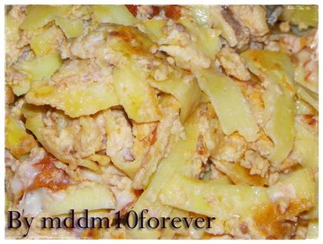 TAGLIATELLE AL RAGù STRAPAZZATE TAGLIATELLE AL RAGù STRAPAZZATE