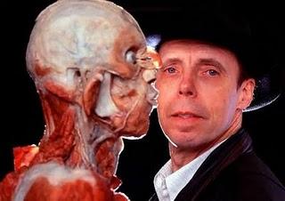 L'uomo che sbuccia cadaveri: Gunther Von Hagens