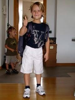 ULTIMO GIORNO DI SCUOLA ovvero LO SO LEGGERE DA SOLO! ULTIMO GIORNO DI SCUOLA ovvero LO SO LEGGERE DA SOLO!