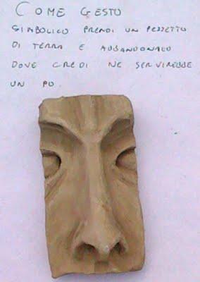 Credito Bergamasco: una protesta, non proprio; diciamo una bottiglia lanciata al mare... Credito Bergamasco: una protesta, non proprio; diciamo una bottiglia lanciata al mare...