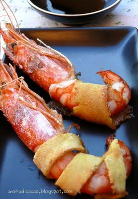 Gamberoni in Crosta di ceci e mais e e Salsa di Soia Gamberoni in Crosta di ceci e mais e e Salsa di Soia