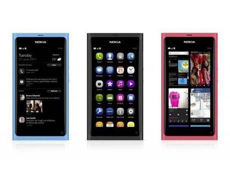 Nokia presenta N9, il primo smartphone all screen con MeeGo