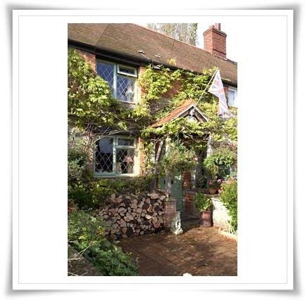 Appuntamento al cottage:a floral cottage.. Appuntamento al cottage:a floral cottage..