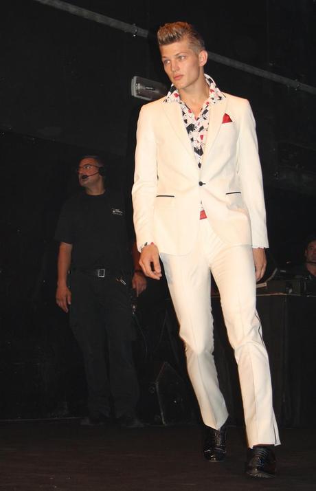 Moschino Uomo Primavera Estate 2012 – La sfilata IMG_5356