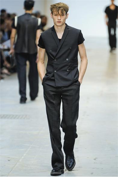 MY MFW SS 2012: COSTUME NATIONAL HOMME, Rock and roll anni’50