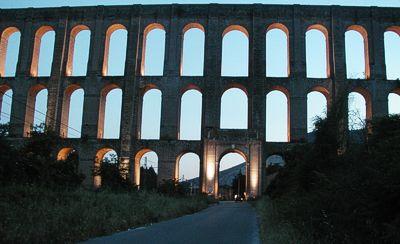 Altre Mete Italia - Gli Acquedotti della reggia di Caserta