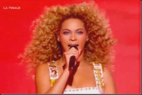 beyonce-red